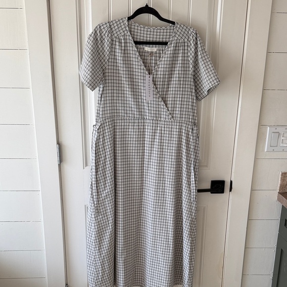 Neuflora Fort Meyers Dress NWT - Picture 2 of 6